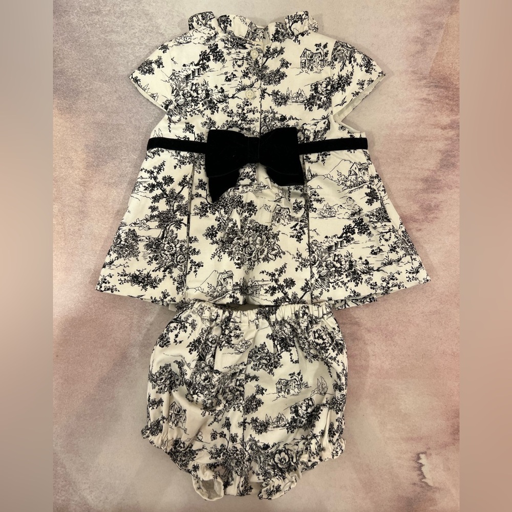 NWOT! Adorably sweet Janie & Jack baby girl dress with bloomers 6-12M